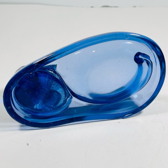 Unique Vintage Mid Century Acrylic Cat Dresser Dish Blue - Picture 5 of 8